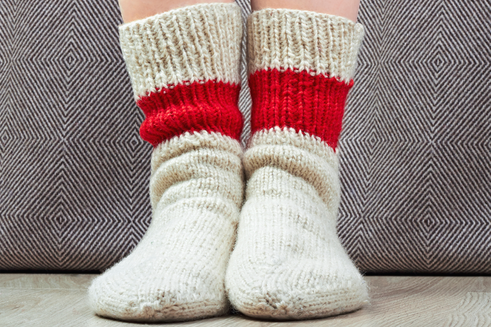 Cold Feet? Here's How To Keep 'Em Warm In Cold Weather | Footfiles