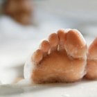 foot soaks to help stinky feet (bromodosis)