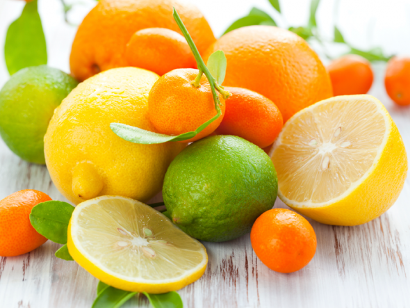 4 Foods That Fight Foot Odor: Citrus Fruits