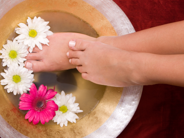 Are Foot Soaks Healthy For Diabetics? Doctors Say No