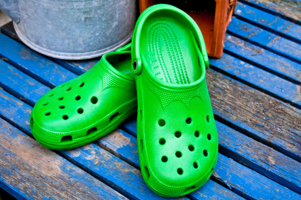 feet crocs