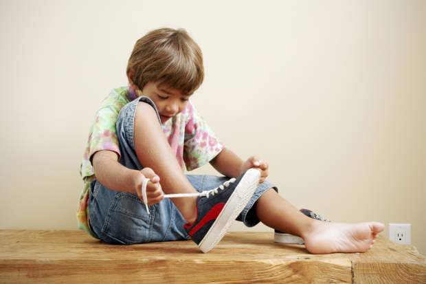 Kids Learning To Tie Shoe Laces Later Than Ever, Studies Show
