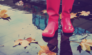 8 Healthy Reasons To Walk In The Rain