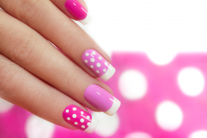 Pink Polka Dot Nail Art